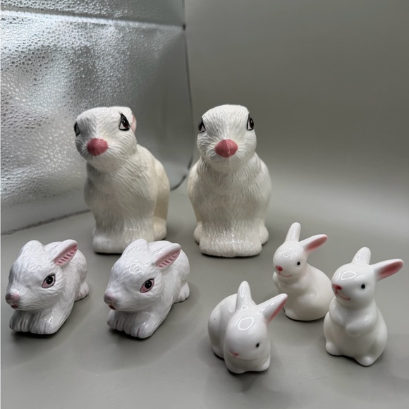 Lot of 7 White Ceramic Bunny Figurines - Picture 5 of 5